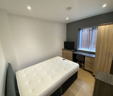 4 Bed - Flat 3, 35 Braunstone Gate, Leicester, - Photo 5