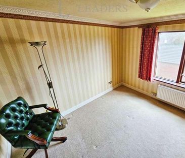Field House, Priory Road, CV8 - Photo 4