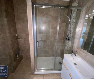 Location Appartement 2 pièces 48m² TOULON 83200 - Photo 4