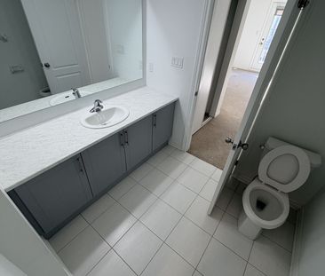 For Lease - 16 Joseph Halbert Place, Caledon, Ontario - Photo 4