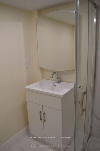 For Lease - 9884 Bayview Avenue Unit# Lower, Richmond Hill, Ontario - Photo 4