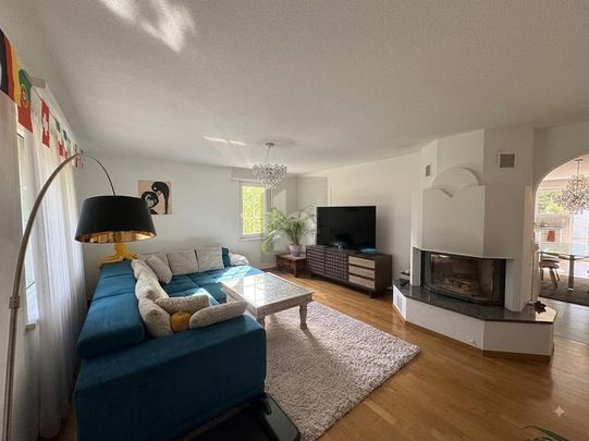 WUNDERSCHÖN,GROSSZÜGIG MIT VIEL CHARME(BEFRISTET) - Foto 1