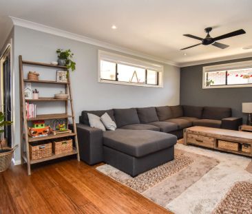 What a Home, What a Shed! - Photo 1