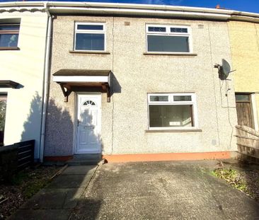 14 Thornfield Court, Carrickfergus, BT38 8LP - Photo 1