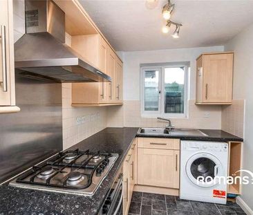 Southlands, Chineham, Basingstoke, Hampshire, RG24 - Photo 6