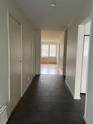 Fyrverkaregatan 8 - Photo 1