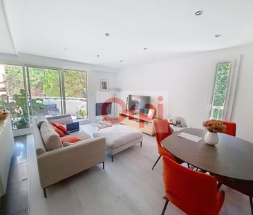 Location Appartement 4 pièces Meublé 90m² ST LAURENT DU VAR 06700 - Photo 1