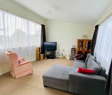 Stand alone cottage in Stanmore Bay - Photo 4