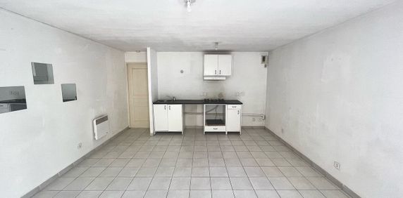 Location Appartement 2 pièces 46m² - Photo 2