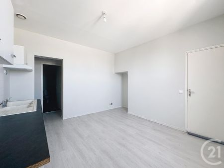 Location Appartement 2 pièces 28m² TROYES 10000 - Photo 2