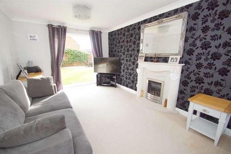 Boothroyd Drive, Leeds, LS6 - Photo 2