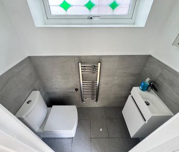4 bedroom semi-detached house to rent - Photo 1