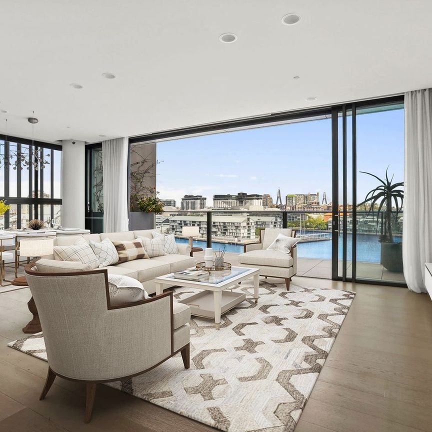 Executive Two-Level Apartment with Sweeping Water Views in Anadara - Photo 1