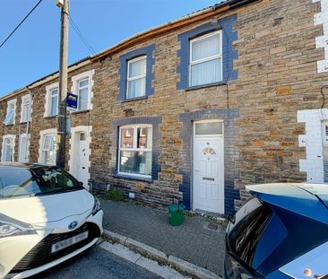 Room For Rent Queen Street, Pontypridd - Photo 2