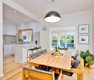 10 Mooltan Street, Travancore - Photo 4