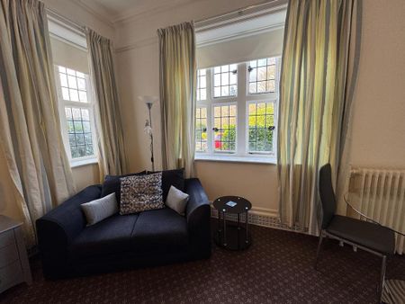 1 bedroom serviced apartment to rent - Photo 2