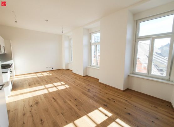 Erstbezug: Neu sanierter Altbau mit hochwertiger Ausstattung! - Photo 1