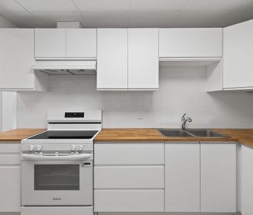 For Lease - 103 Thomas Street Unit# 104, Oakville, Ontario - Photo 6