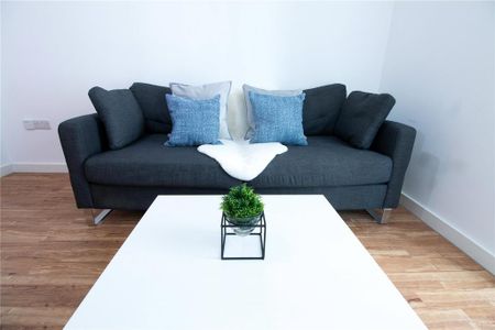 1 bedroom flat to rent - Photo 5