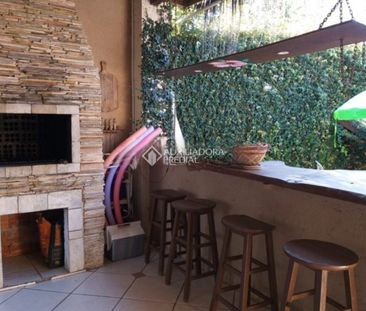 Casa com 6 quartos e 380m² para alugar em Campeche, Florianópolis. - Foto 1