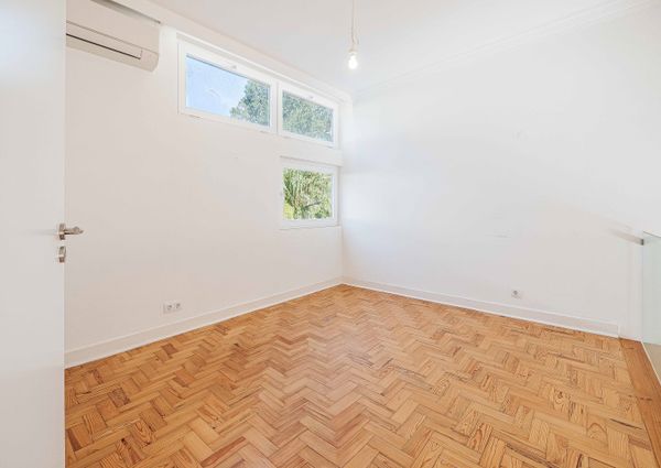 APARTAMENTO T2+1 NA AV ESTADOS UNIDOS DA AMÉRICA - LISBOA