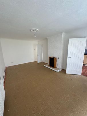 2 bedroom bungalow to rent - Photo 1