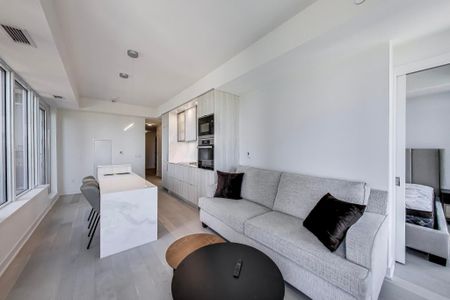 For Lease - 11 Yorkville Avenue Unit# 2405, Toronto, Ontario - Photo 3