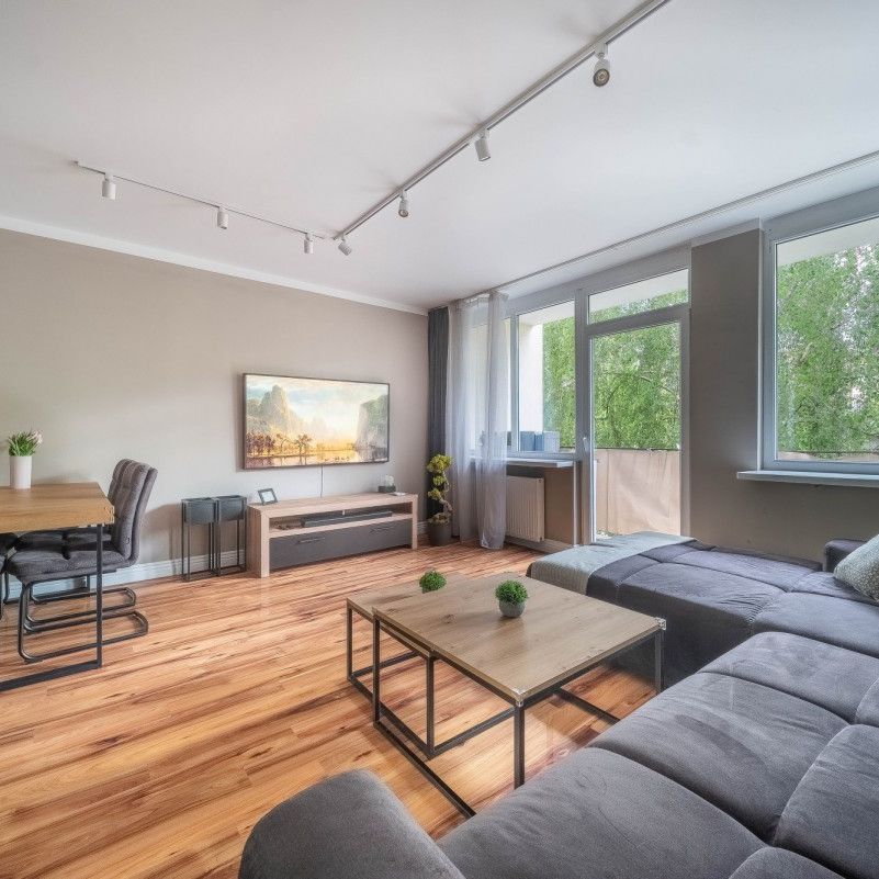 Apartament przy ul. Nowogrodzkiej - Photo 1