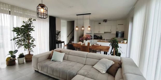 Woning te huur in Diepenbeek voor € 1.180 met 3 slaapkamers - Photo 1