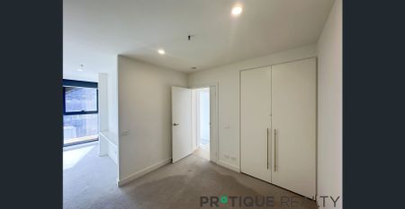 St Kilda 2B1B1C in New Charsfield I Albert Park & Botanic Garden - Photo 5