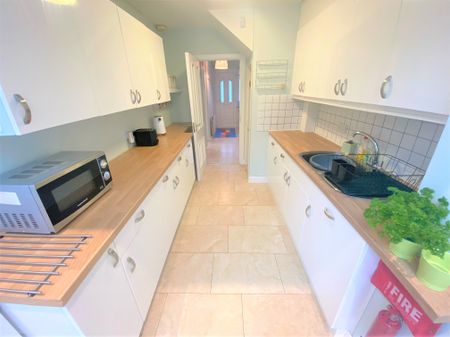 Wellmount Road, Finglas, Dublin 11 **Short Term Lease** - Photo 3