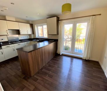 4 bedroom mews to rent - Photo 6