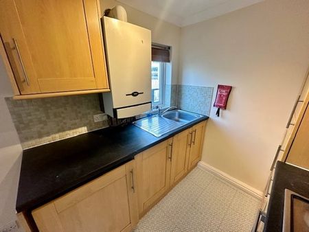 Queen Street - Photo 4