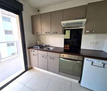 Location Appartement 1 pièces 27 m2 à Cannes - Photo 5