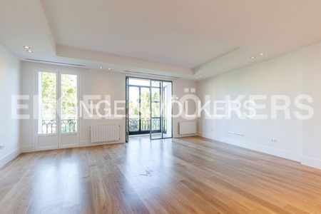 Alquiler de piso en Almagro - Photo 5