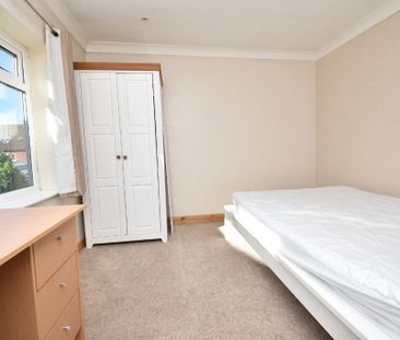 4 bedroom detached house to rent - Photo 5