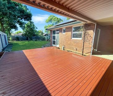 30 Vaughan Ave, Pennant Hills NSW 2120 - House For Rent | Domain - Photo 2