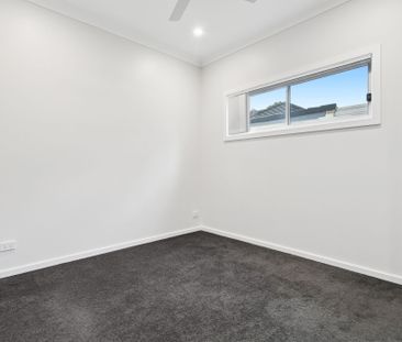 32A Fox Street, Lane Cove NSW 2066 - House For Rent | Domain - Photo 3