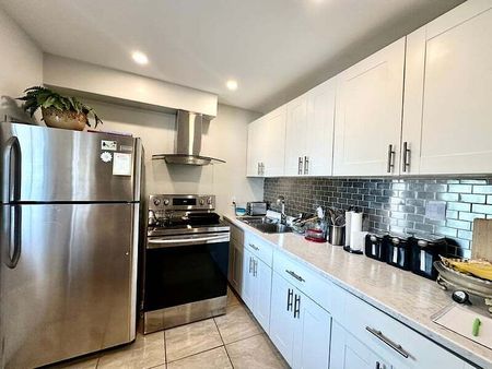 240 Marier Avenue Unit 3 - Photo 5