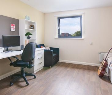 Studio to rent - Photo 6