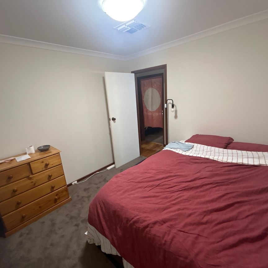 Girrawheen - Photo 2