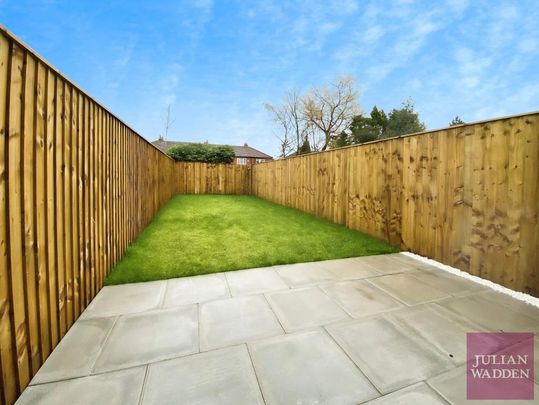 2 bedroom terraced house to rent - Photo 1