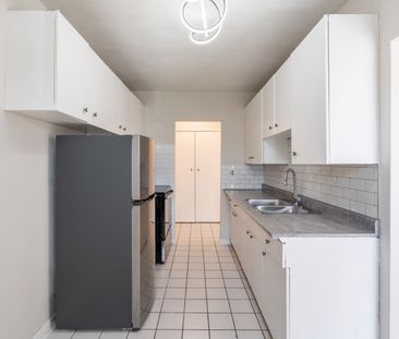 For Lease - 2433 First Street Unit# 9, Burlington, Ontario - Photo 5