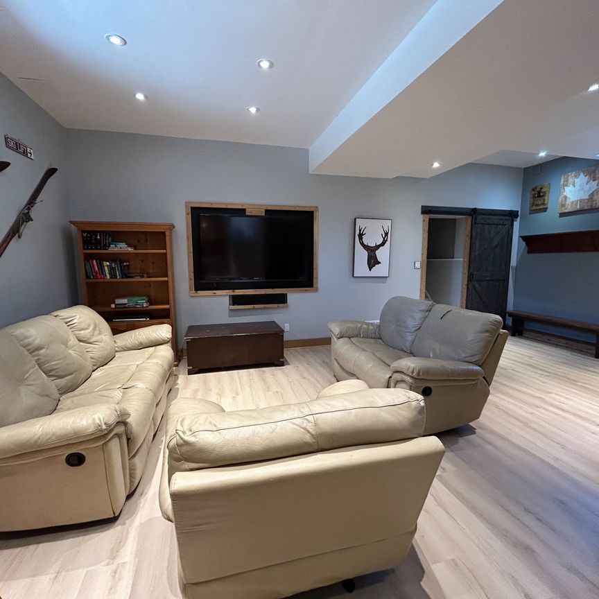 For Lease - 64 Silver Creek Drive, Collingwood, Ontario - Photo 1