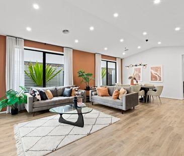 Stunning Ex-Display Home with Premium Finishes and Club Access - Photo 3