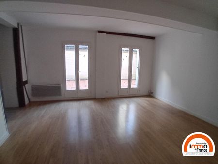 Location Appartement 4 pièces 96m² - Photo 2