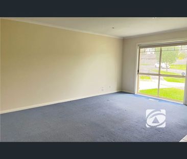 1/5 Kate Place, Ferntree Gully, Vic 3156 - Photo 4