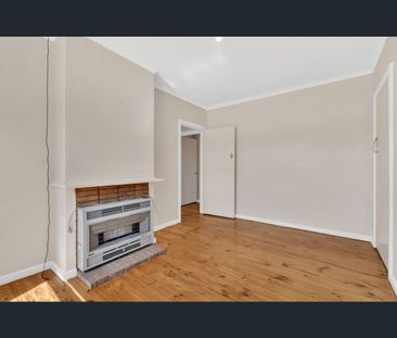9 Melbury Street, Davoren Park, SA 5113 - Photo 6