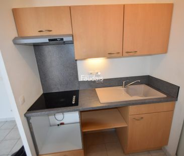 Location Appartement 2 pièces 52m² ST LO 50000 - Photo 2