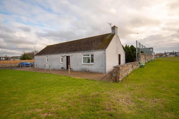2 bedroom detached house to rent - Photo 1
